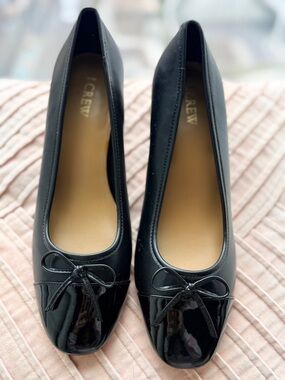 J.Crew Black Leather Ballet Pumps Bow Toe Block Heel Size 9.5 Classic Work Shoe